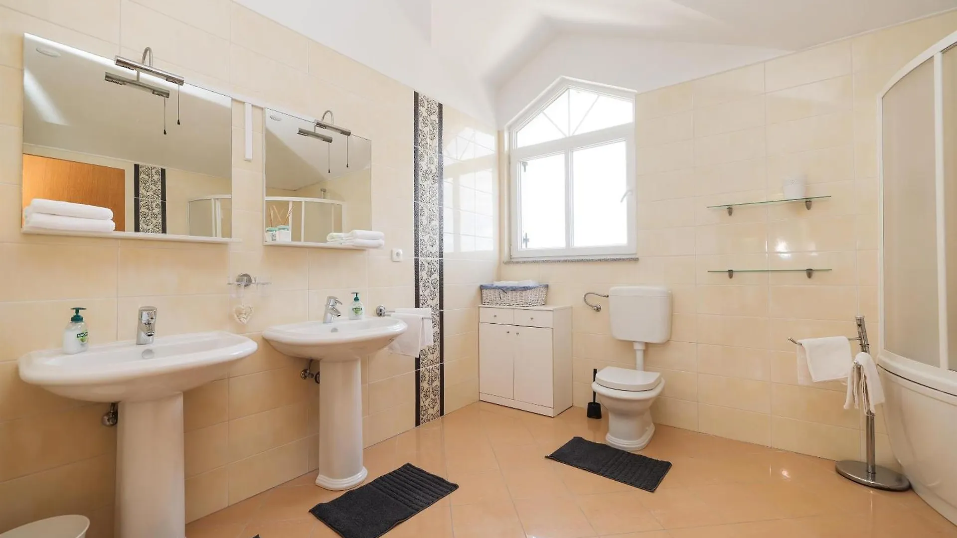 Holiday home House Anna Villa Drage Croatia